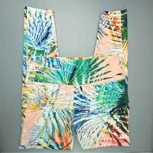 Fabletics Formosa Marbella High-Waisted Tropical Printed Powerhold 7/8 Leggings